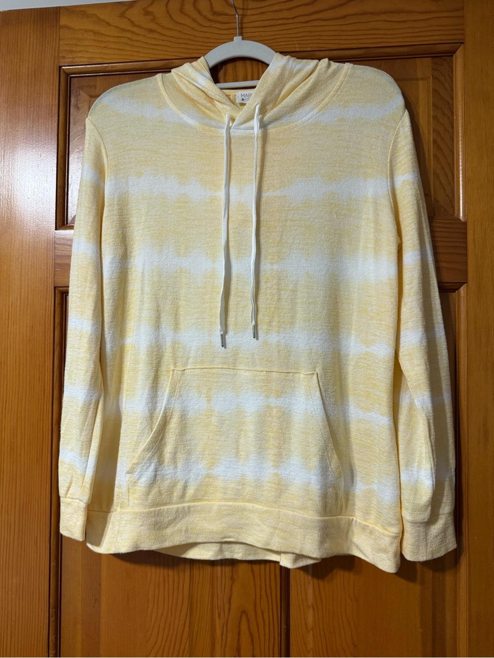 Market & Spruce Yellow and White Tie-Dye Hoodie Sweatshirt